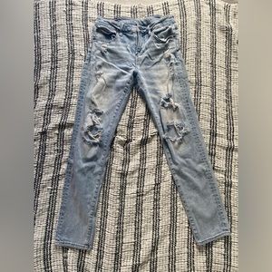 American eagle skinny distressed jeans 31x32